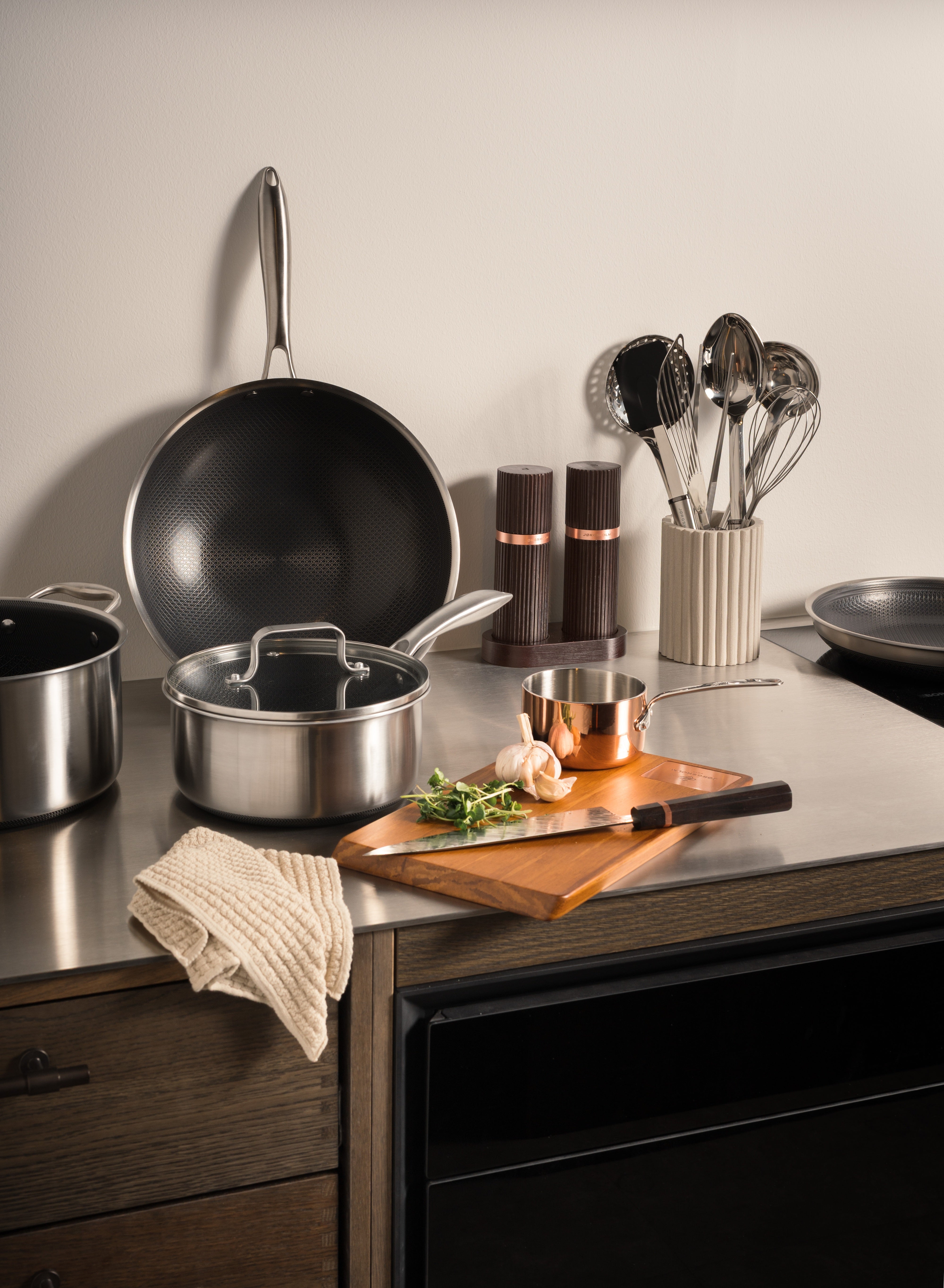 Serveringssæt i kobber (fad + kasserolle)